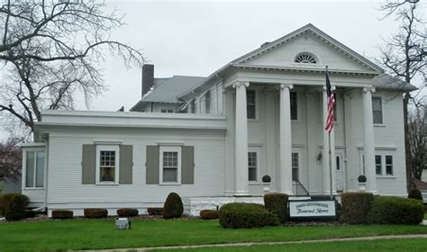 Dahn & Woodhouse Funeral Home - Carroll, Iowa | This chain o… | Flickr