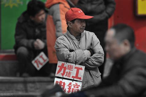 恐怖袭击难阻出国打工潮-中国每年50万工人出国