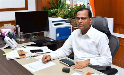 मुख्य सचिव ने ग्रेटर हैदराबाद की पेयजल योजनाओं की समीक्षा की