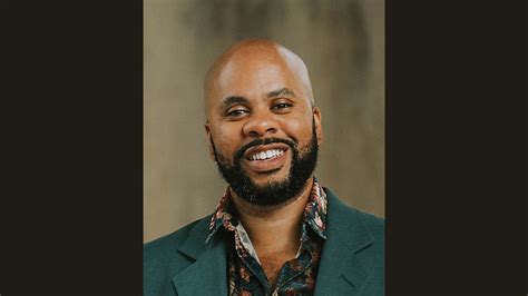 Asking Eric: Bank employee urged to alert HR about boss’s office affair ...