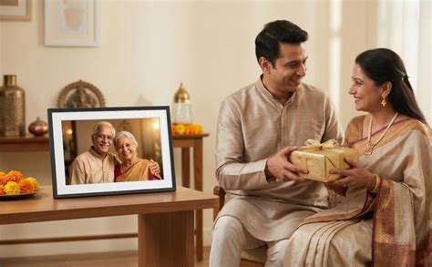 Buy Digital Photo Frame, Frameo 10.1 Inch WIFI Digital Picture Frame ...