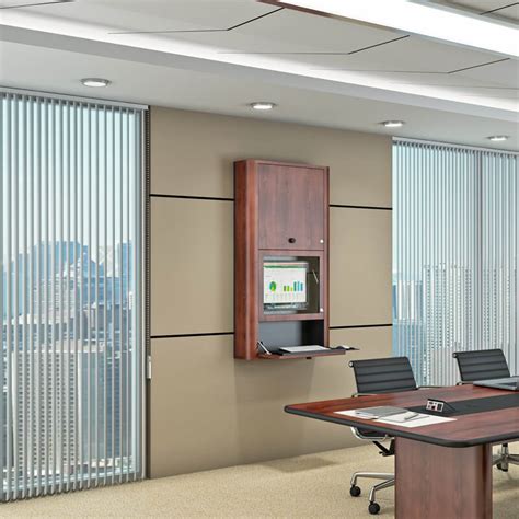 Computer Inside Wall 的图像结果