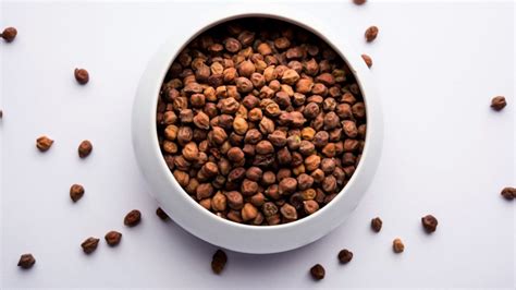 Here's why black chana is good for weight loss