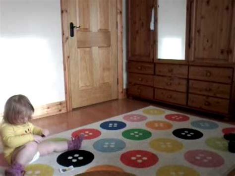 Getting Dressed Youtube.com 的图像结果