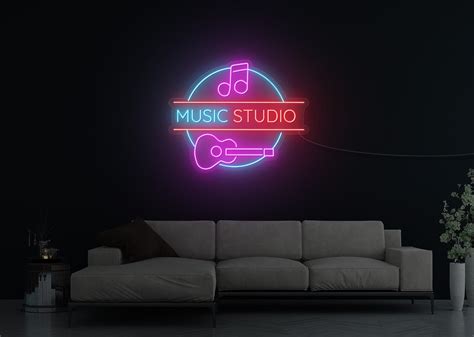 Music Store Sign 的图像结果