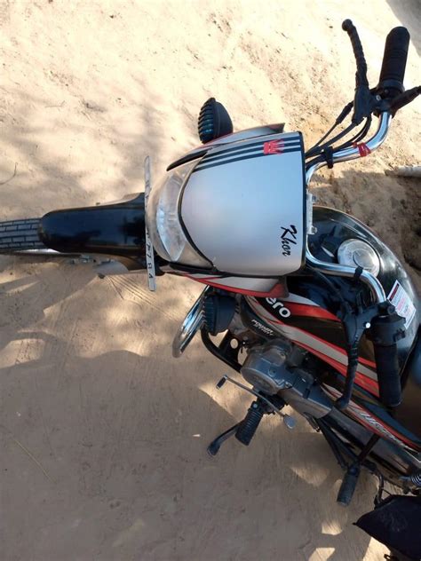 BIGZOOM PVC Material (Set of 4 Pcs) Black Indicator Grill Set for Hero ...