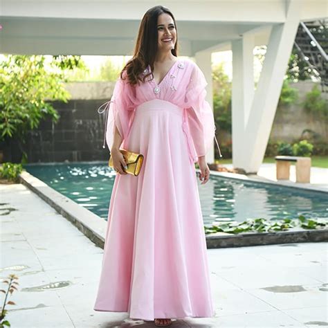 Festive Western Outfit Ideas for Women: Sparkle and Elegance to ...