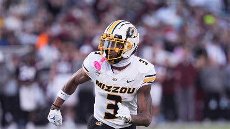 Fantasy Football 2025: WR Luther Burden III player profile