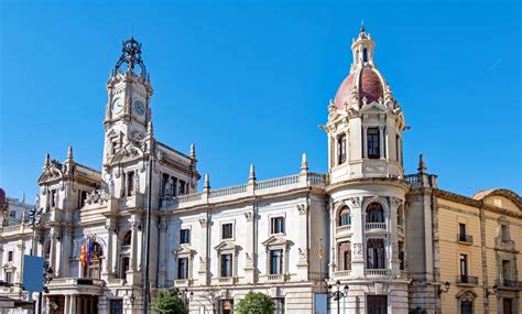 Valencia Travel Guide, Valencia Tourism, Places to Visit in Valencia ...