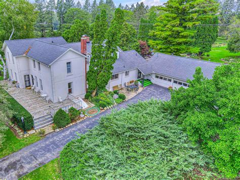 2466 Emmons Rd, Jackson, MI 49201 | Zillow