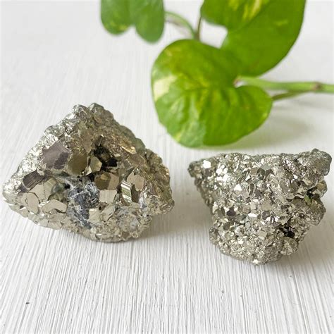 Natural Pyrite Raw Cluster – SILBERUH