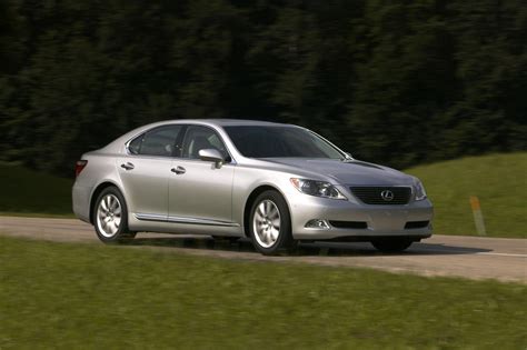 Lexus LS 460 (2009) - picture 4 of 24