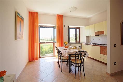 LA CUCCUMELLA (Campiglia Marittima, Tuscany) - Apartment Reviews ...