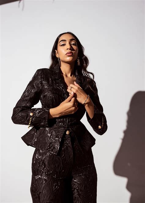 Donna Black Embroidered Jacquard Corset Blazer CL