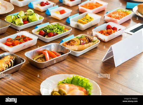 In-Flight Menu 的图像结果