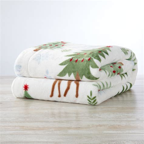 FreshFolds Ultra Soft Plush Reversible Holiday Throw Blanket & Reviews ...