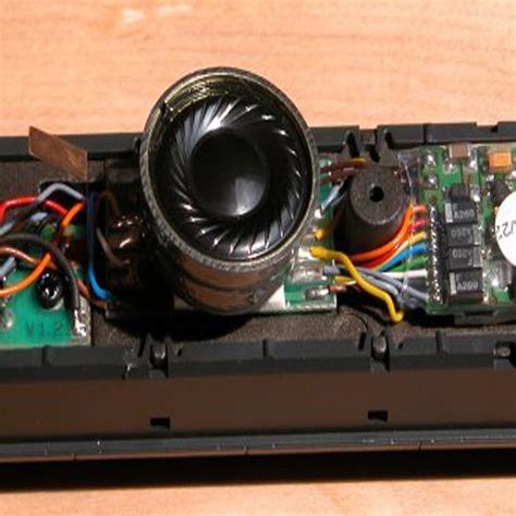 DCC Ready Decoder Installation 的图像结果