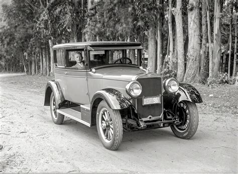 Forest Coupe: 1926 high-resolution photo | Veteran car, 1920s car ...