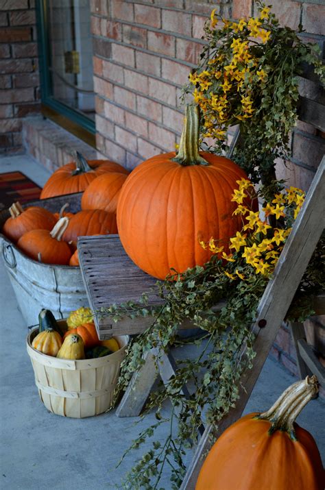 Country Fall Pumpkin Porch Decor | Rustic Cottage, Farmhouse Porch Decor