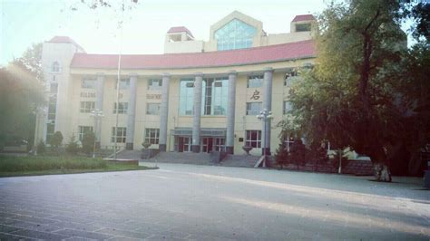 乌鲁木齐市外国语学校（市第十二中学）首开“二外”课程 -天山网 - 新疆新闻门户