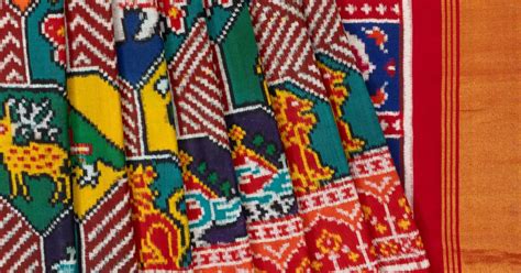 Patan Patola Silk Double Ikat Multicolour Red Saree