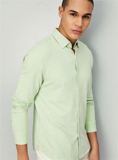 Buy Men Solid Regular Fit Casual Shirt Online at just Rs. 999.0 ...