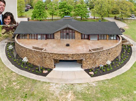 Duggar Family House Floor Plan | Viewfloor.co