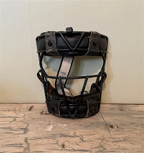 Baseball Back Catcher Mask Drawing 的图像结果