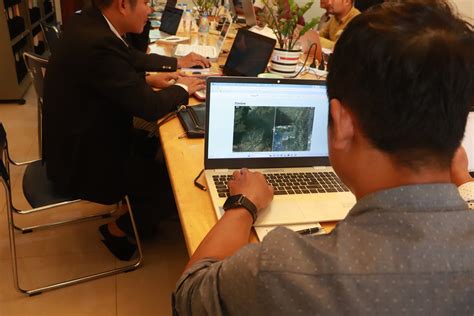 Image result for Data Visualization Training