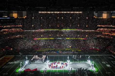 Kendrick Lamar’s Fierce and Petty 2025 Super Bowl Halftime Show | Pitchfork