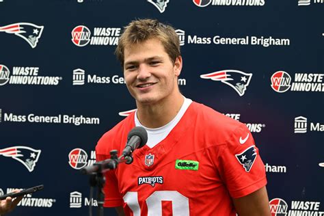 Drake Maye injury update: Insider drops huge update on Patriots QB ...