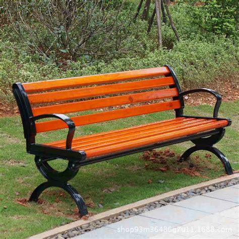 塑木公园座椅户外塑木座椅木塑铸铁座椅园林排椅户外休闲椅等候椅-阿里巴巴
