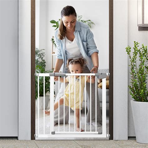 Buy StarAndDaisy Baby Safety Gate for Kids/Child/Stair Barricade Door ...