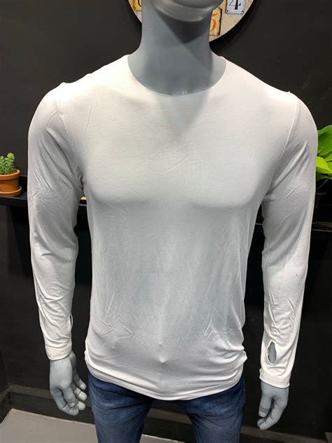 White Raw Neck Thumb hole Tshirt – Likera