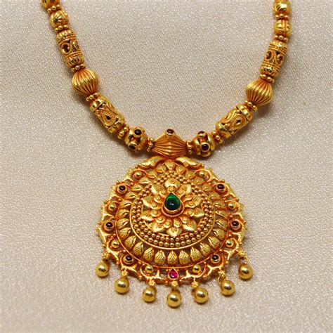 Buy Green Stone Necklace in Kerala, India | Chungath Jewellery Online ...