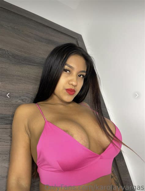 Karo Vargas deliciosas tetas : u/Karovargasofficial