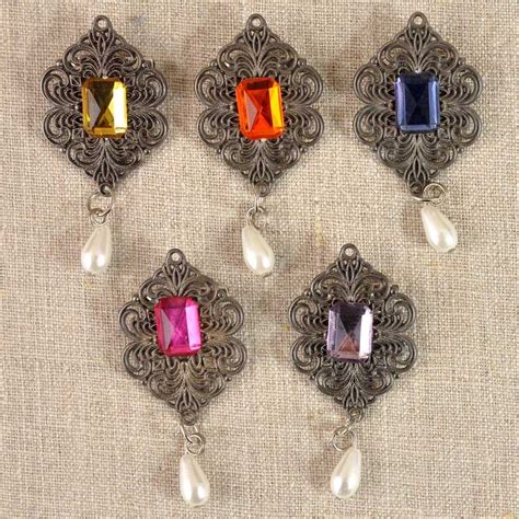 Broche à strass - A&A Patrons