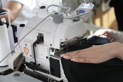 Hand Tailoring Machine 的图像结果