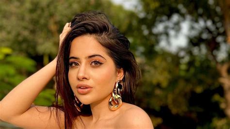Urfi Javed recalls being called 'porn star' by family. Exclusive ...