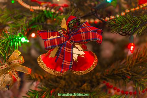 Scottish Christmas Decorations: Tartan Elegance & Festive Traditions