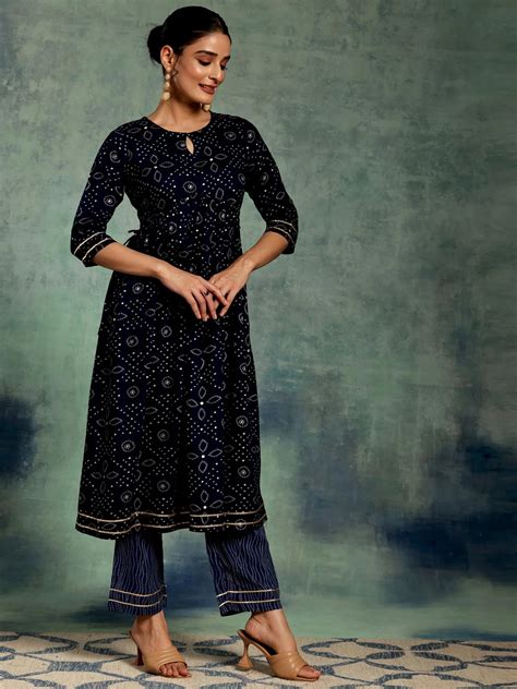 Bandhani Suits - Buy Bandhani Suits Online in India | Libas