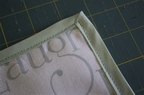 How to Sew Bias Binding - Sew Very Crafty
