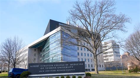 $1B donation makes New York medical school tuition free and transforms ...