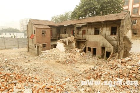 夢見住舊房子_周公解夢夢到住舊房子是什麼意思_做夢夢見住舊房子好不好_周公解夢官網_周公解夢大全