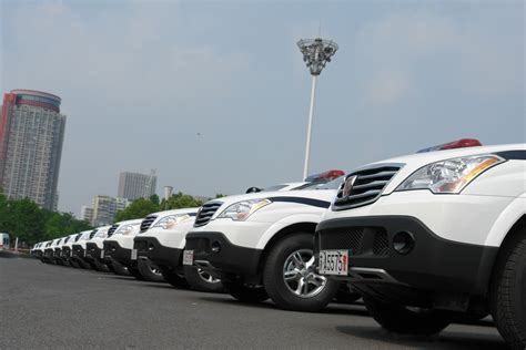中国特警最常开的5款车，两款国产SUV很受宠