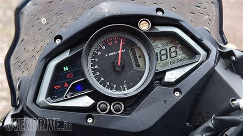 Bajaj Pulsar AS 200 vs TVS Apache RTR 200 4V - Overdrive