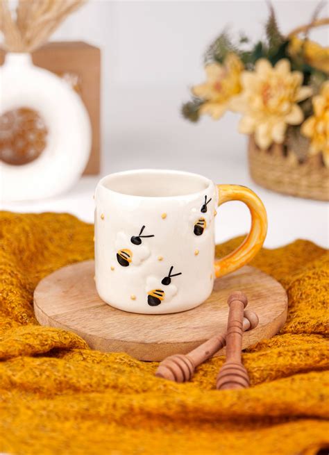 Bumble Bee Mug