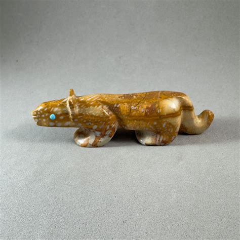 Mountain Lion fetish by Ronnie Lunasee, tigilite | Morning Star Traders