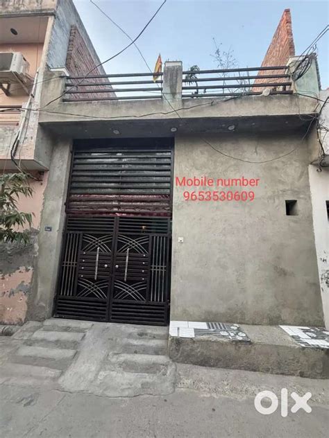 House For Sale Urgently in Good Location All facilities Available - For ...