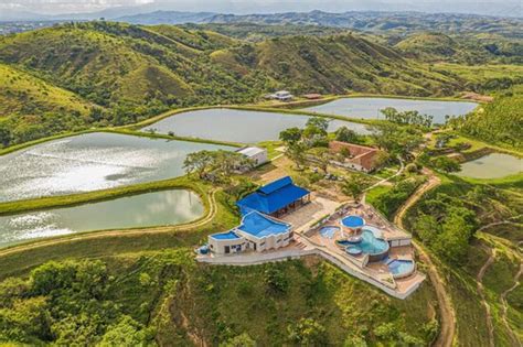 HOTEL PARQUE LA CASONA (Garzon) - Farmhouse Reviews, Photos, Rate ...